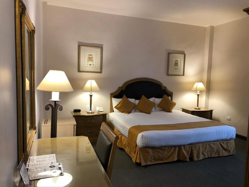 เบสต์ เวสเทิร์น เซนโตร กาเดเรย์ตา Hotel กาเดเรย์ตา ฮิเมเนซ ภายนอก รูปภาพ