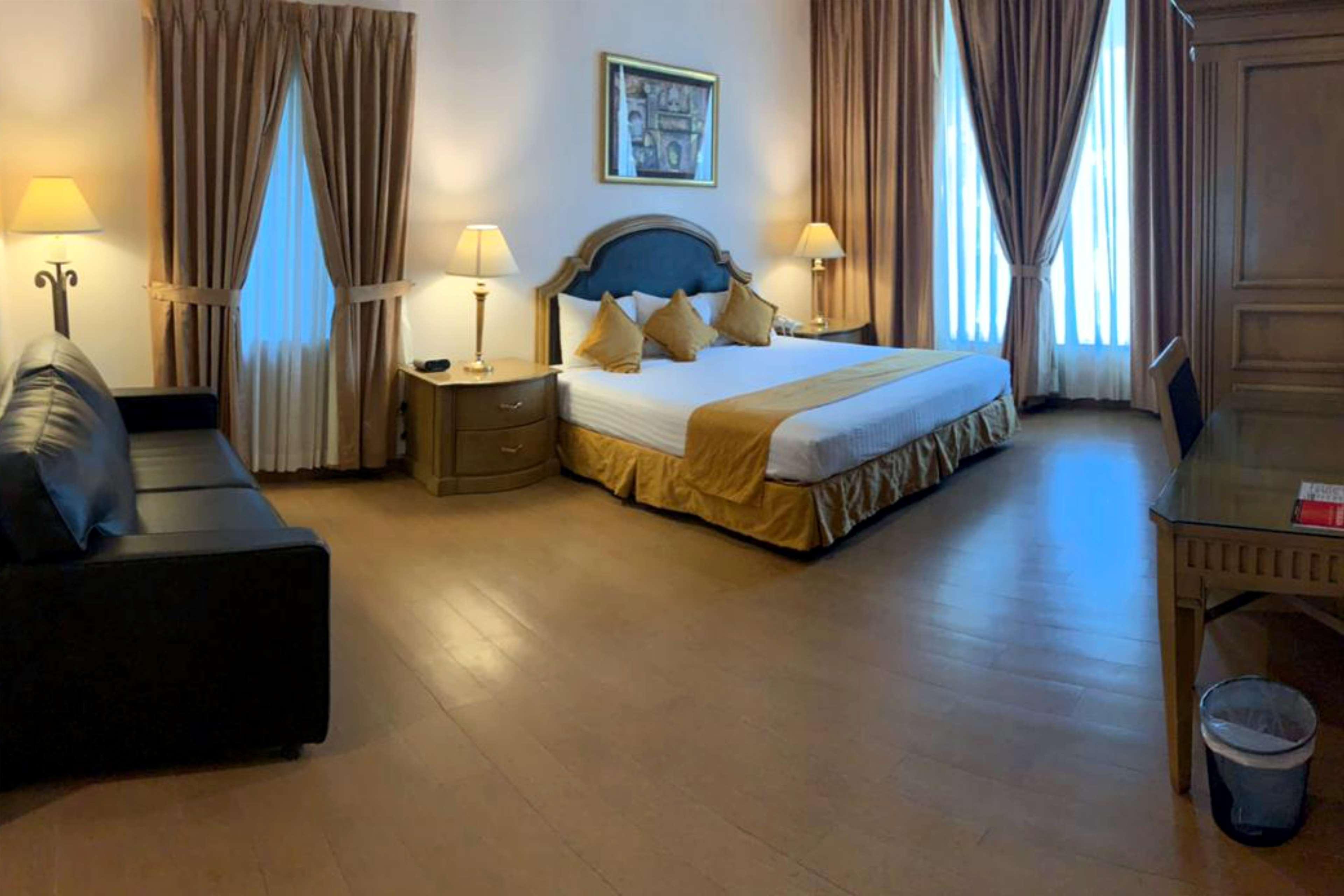 เบสต์ เวสเทิร์น เซนโตร กาเดเรย์ตา Hotel กาเดเรย์ตา ฮิเมเนซ ภายนอก รูปภาพ