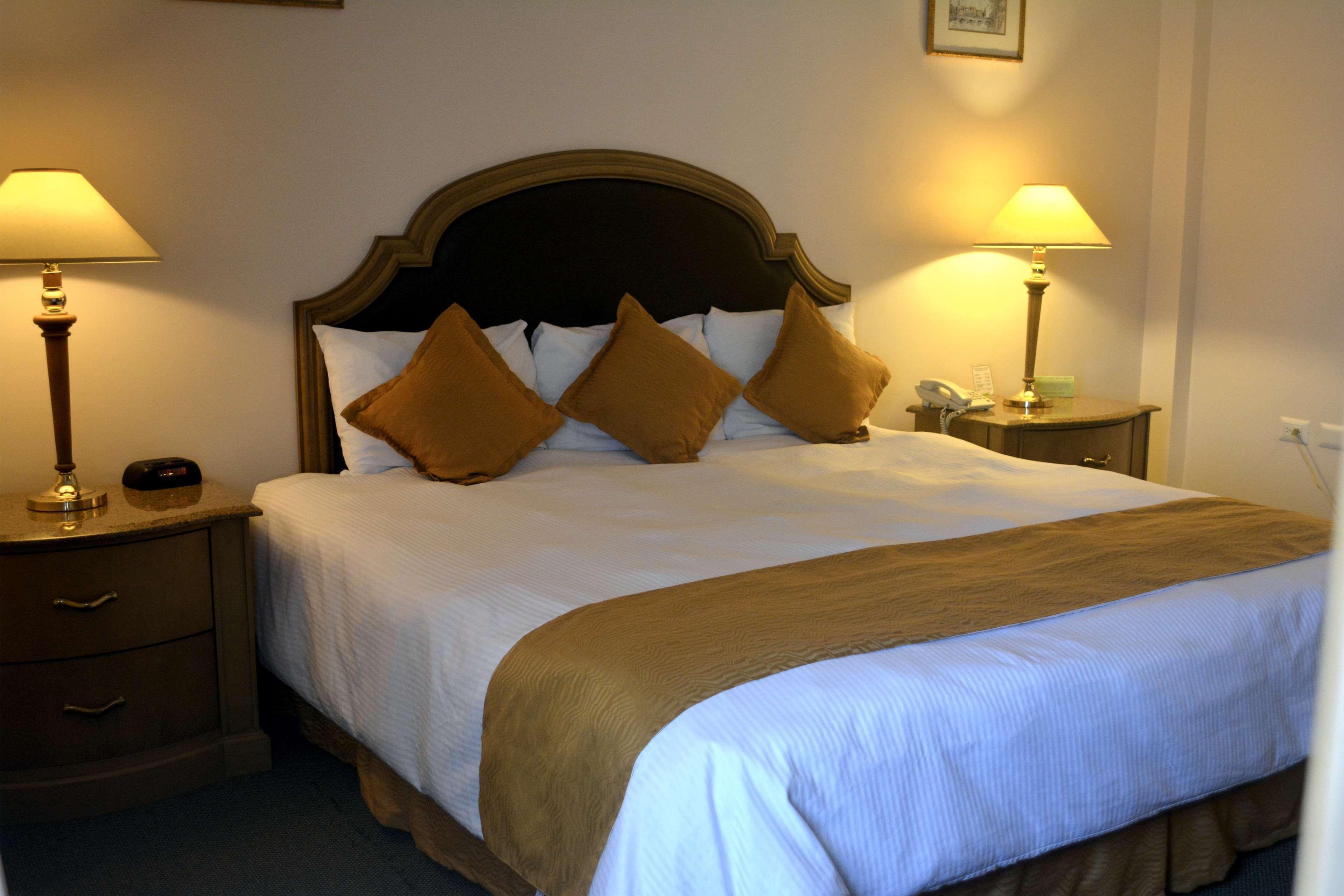 เบสต์ เวสเทิร์น เซนโตร กาเดเรย์ตา Hotel กาเดเรย์ตา ฮิเมเนซ ภายนอก รูปภาพ